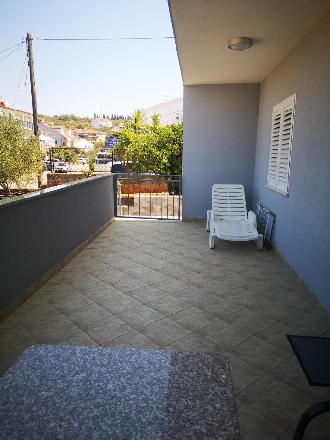 Apartment Slavica Trogir Exterior foto